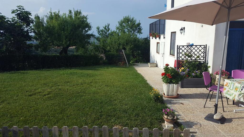 B&B La Casa In Campagna Collecorvino Exterior foto
